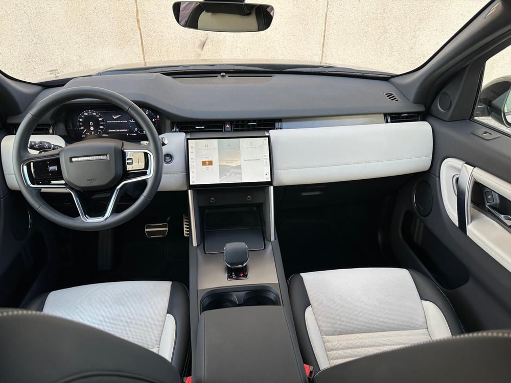 Land Rover Discovery Sport usata a Caserta (4)
