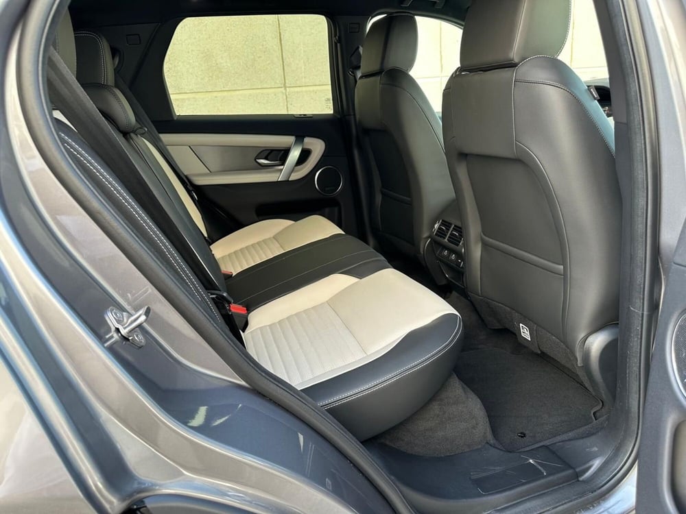 Land Rover Discovery Sport usata a Caserta (5)