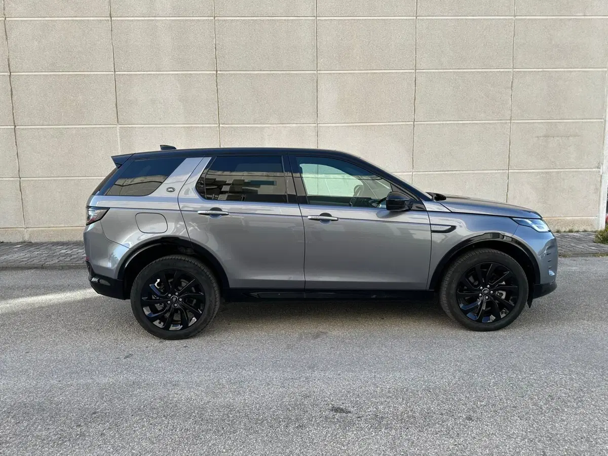 Land Rover Discovery Sport usata a Caserta (6)