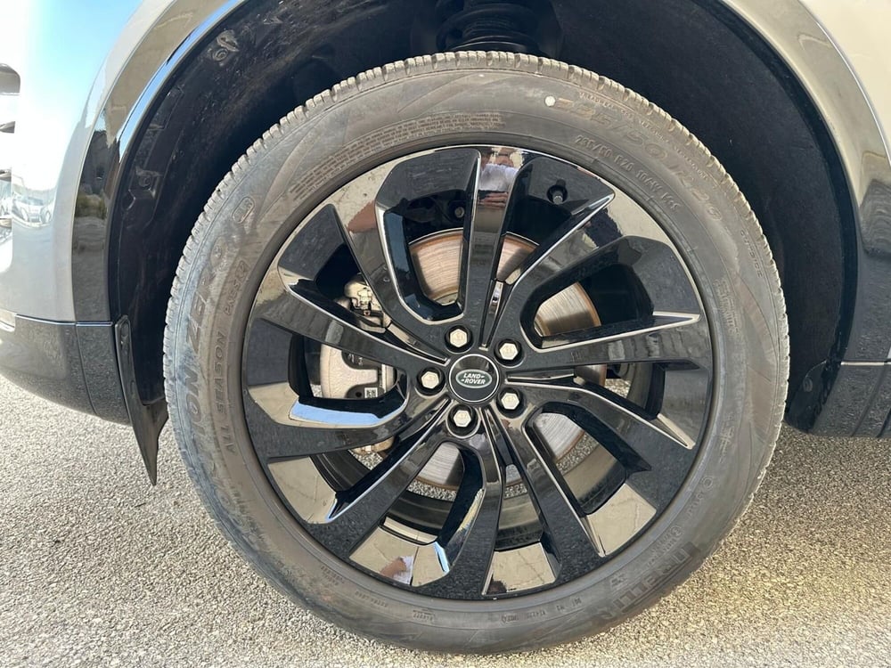 Land Rover Discovery Sport usata a Caserta (9)
