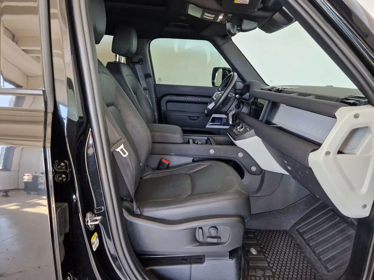 Land Rover Defender usata a Modena (3)