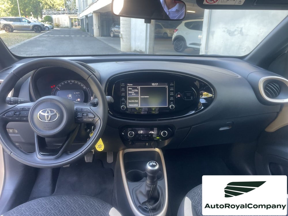 Toyota Aygo X usata a Roma (12)