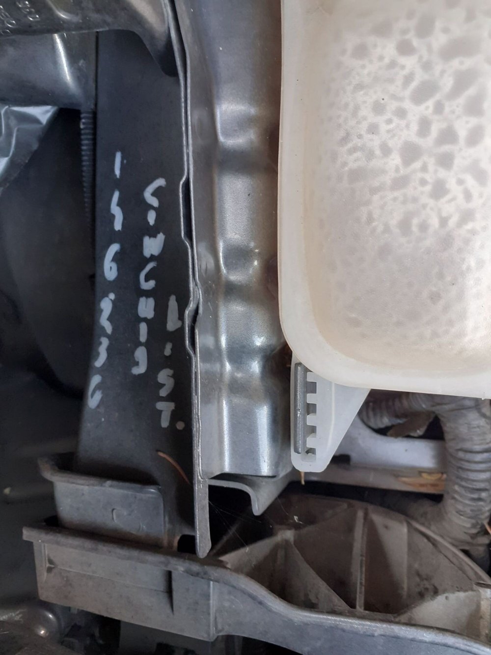 Ford Kuga usata a Modena (16)