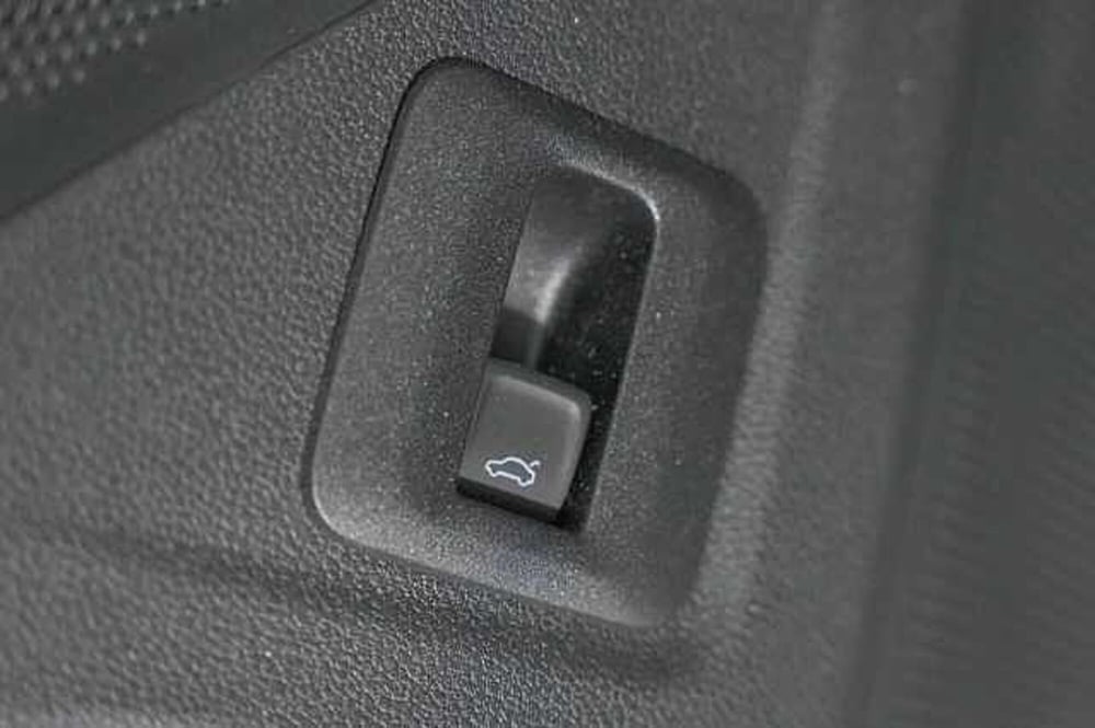 Volkswagen Tiguan usata a Como (16)
