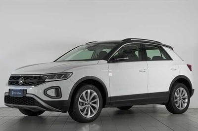 Volkswagen T-Roc 1.0 TSI Life del 2022 usata a Lipomo