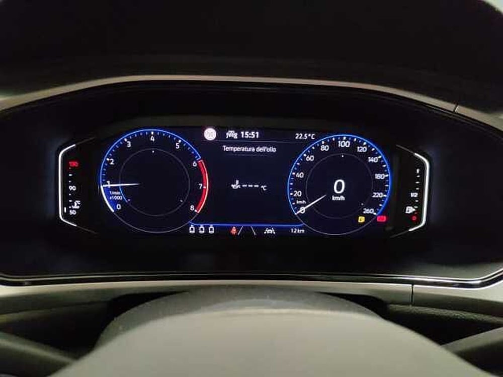 Volkswagen T-Roc nuova a Como (16)