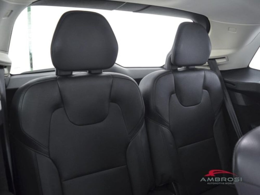 Volvo XC90 usata a Perugia (12)
