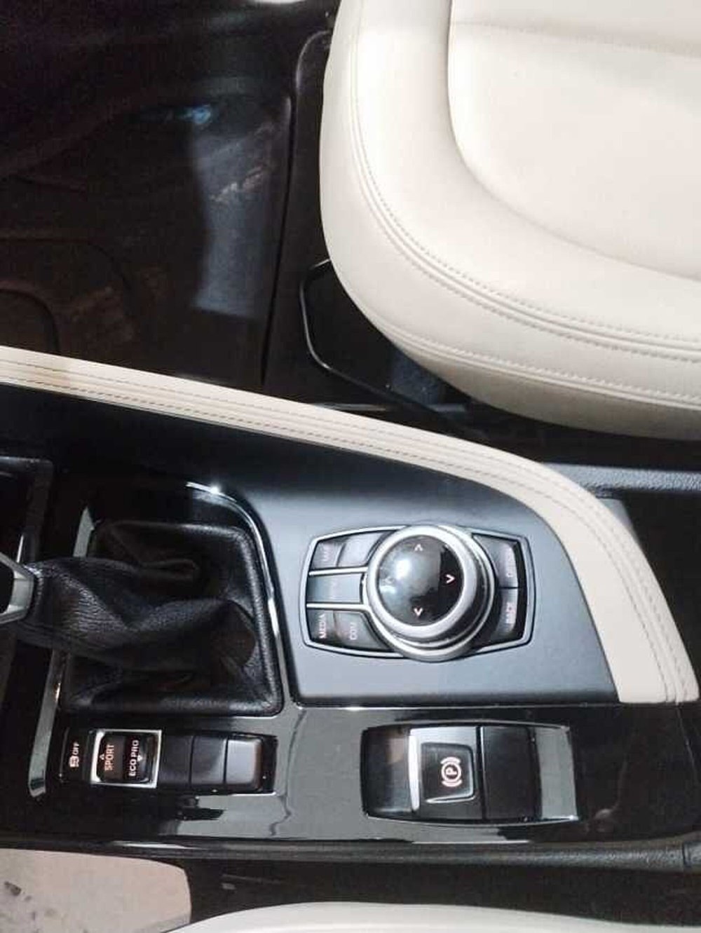 BMW X1 usata a Lecce (14)