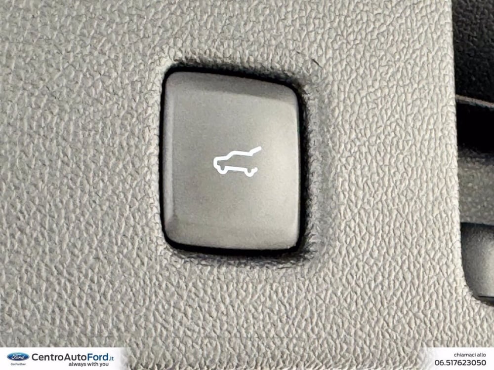 Ford Kuga usata a Roma (12)
