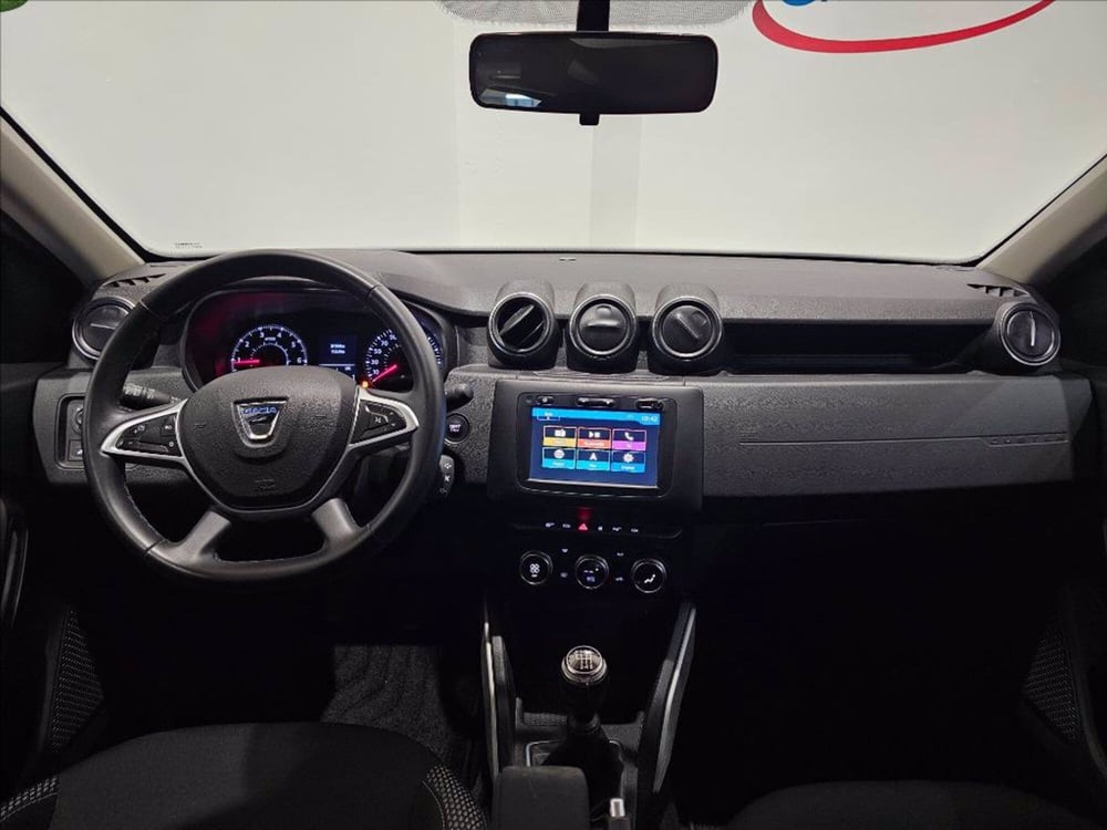Dacia Duster nuova a Palermo (10)
