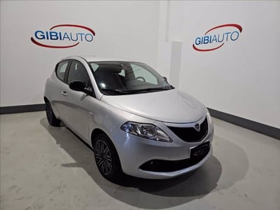 Lancia Ypsilon 1.0 FireFly 5 porte S&amp;S Hybrid Ecochic Gold del 2021 usata a Palermo