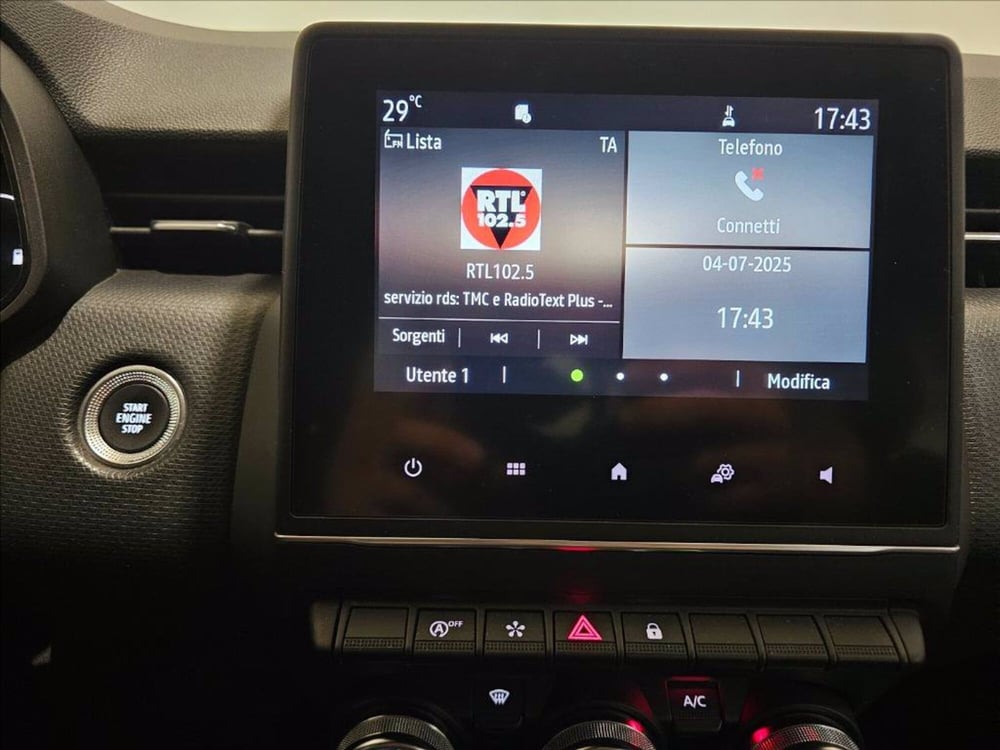 Renault Clio usata a Palermo (16)