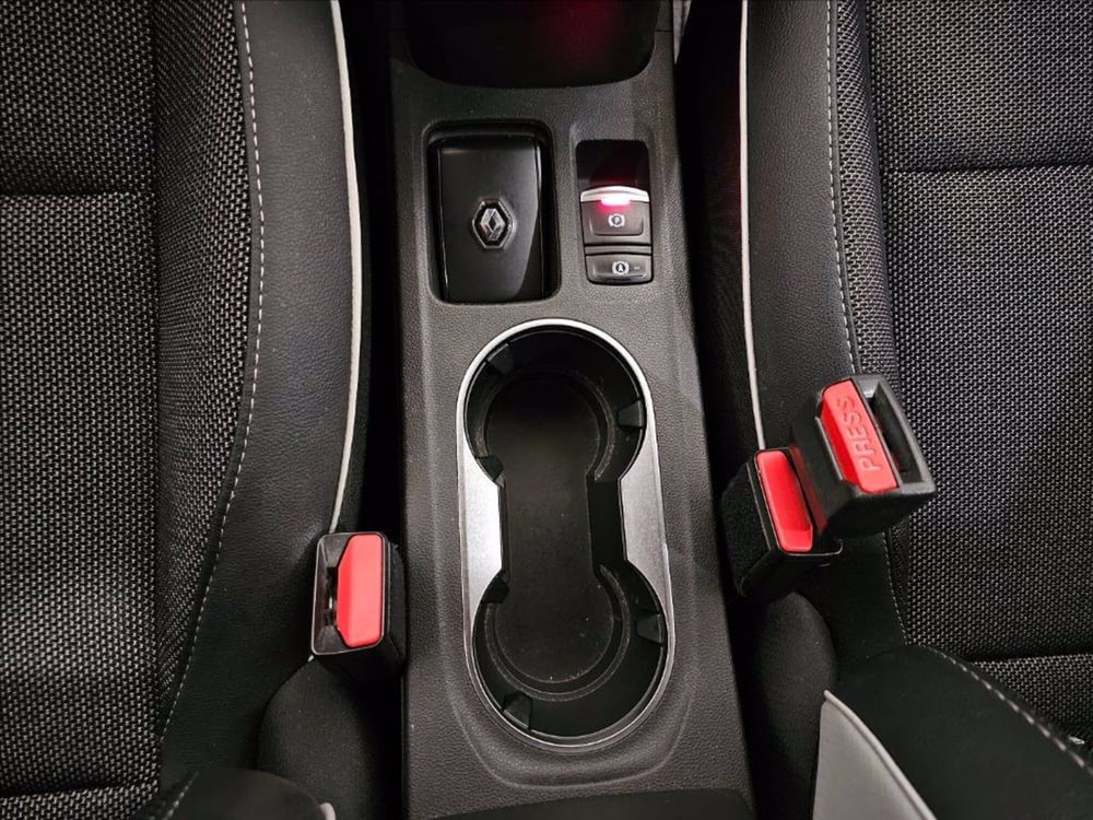 Renault Captur usata a Palermo (20)
