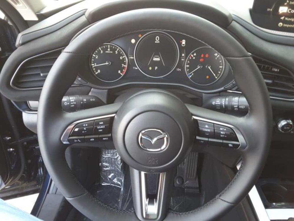 Mazda CX-30 nuova a Firenze (8)
