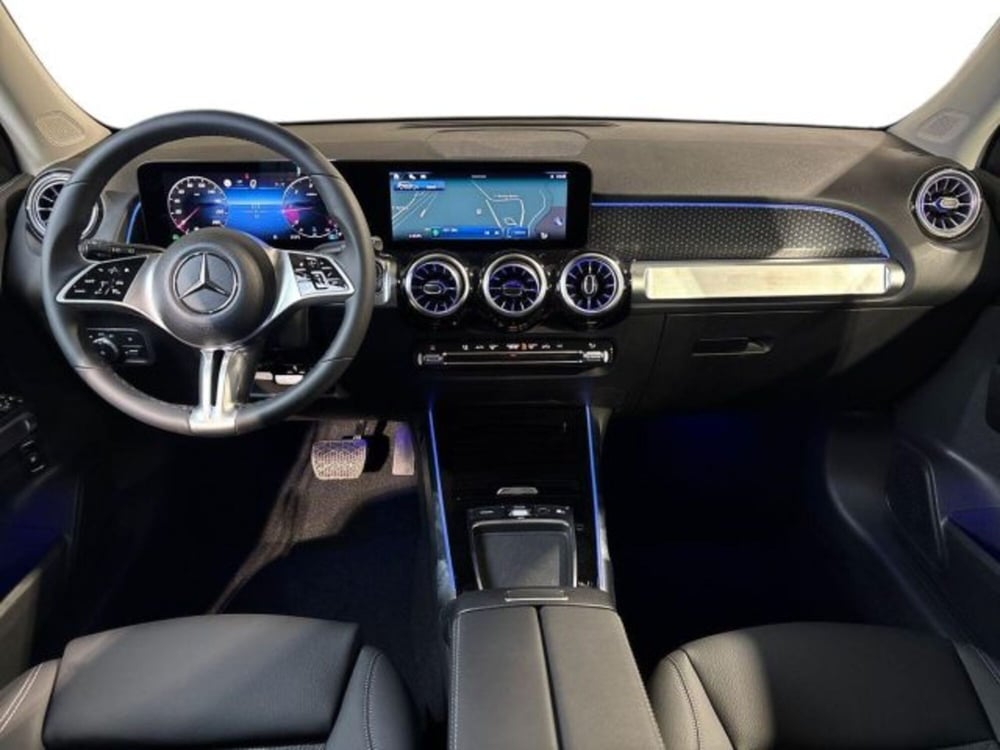 Mercedes-Benz GLB nuova a Bologna (13)