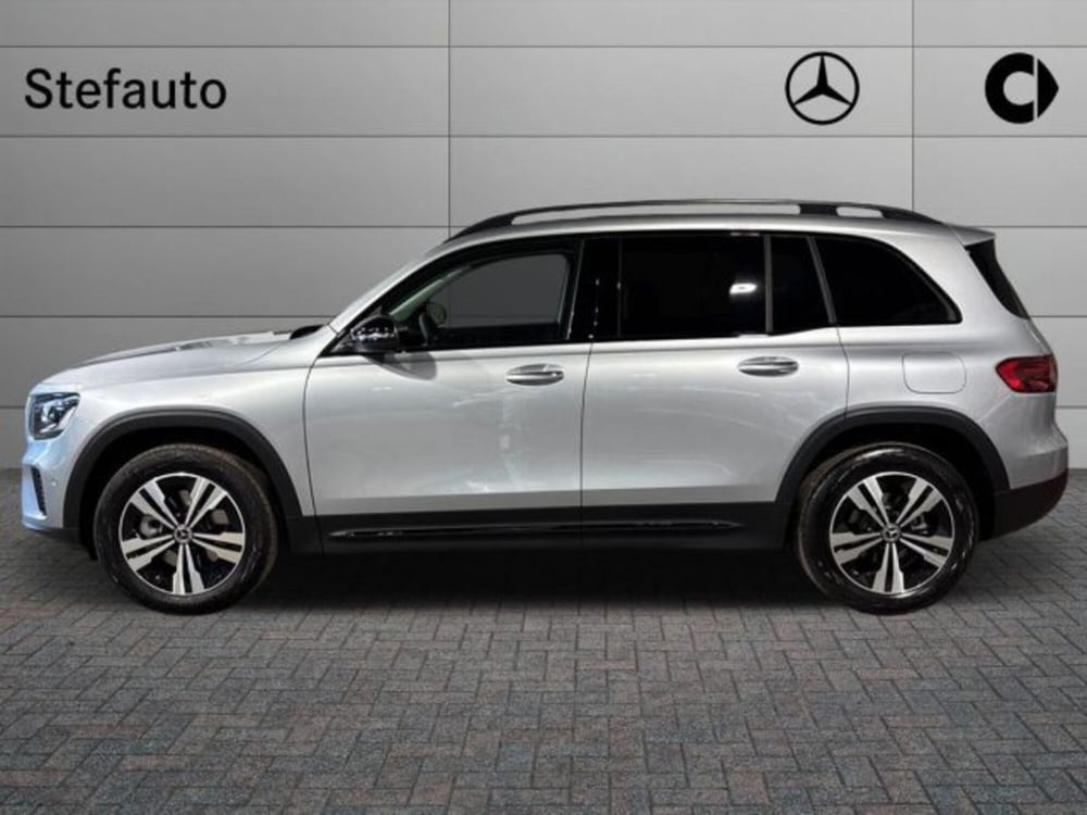 Mercedes-Benz GLB nuova a Bologna (3)