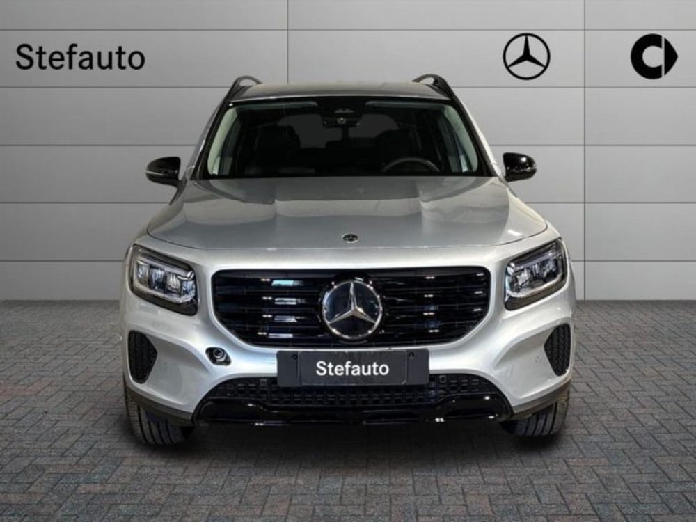 Mercedes-Benz GLB nuova a Bologna (4)