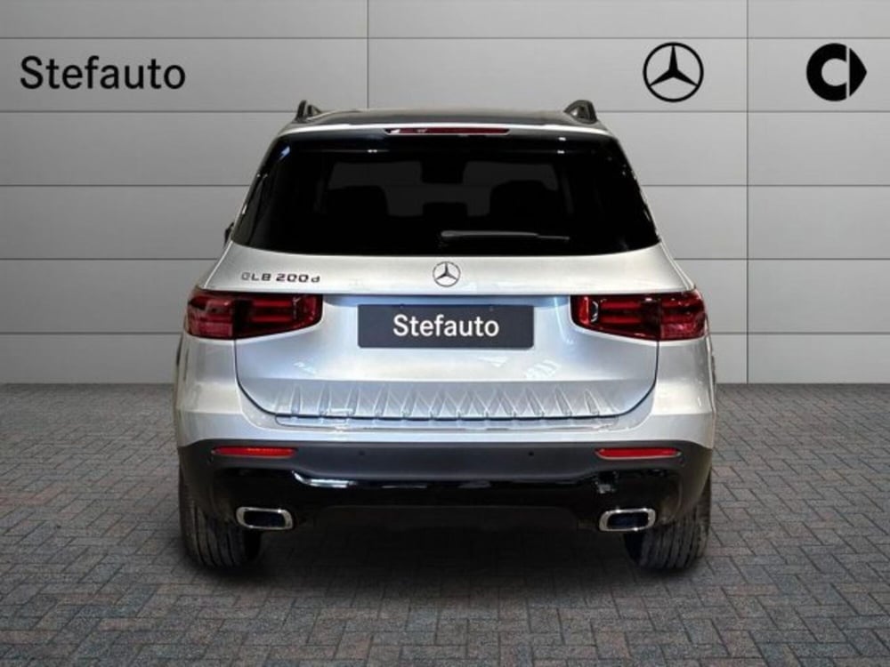 Mercedes-Benz GLB nuova a Bologna (6)