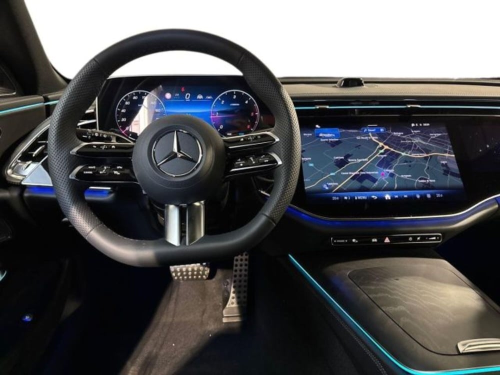 Mercedes-Benz Classe E Station Wagon nuova a Bologna (14)