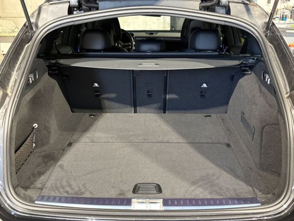 Mercedes-Benz Classe E Station Wagon nuova a Bologna (7)