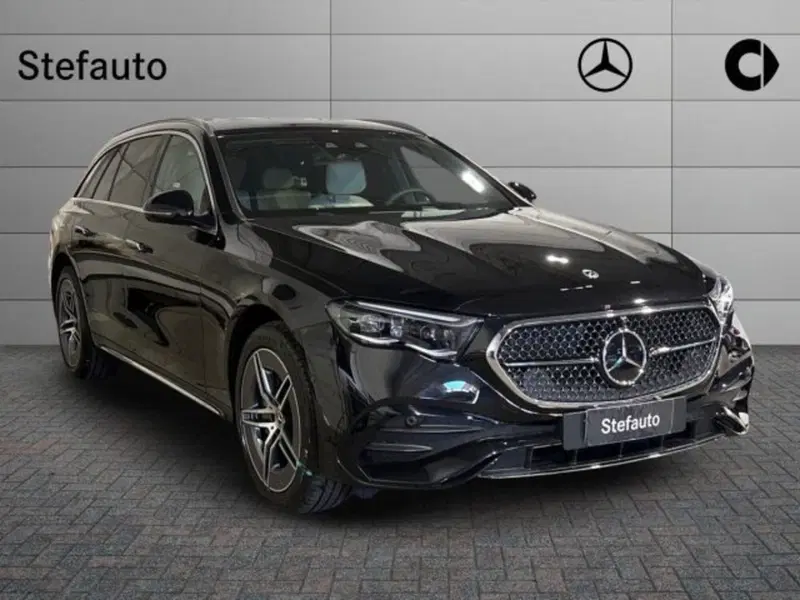 Mercedes-Benz Classe E Station Wagon nuova a Bologna