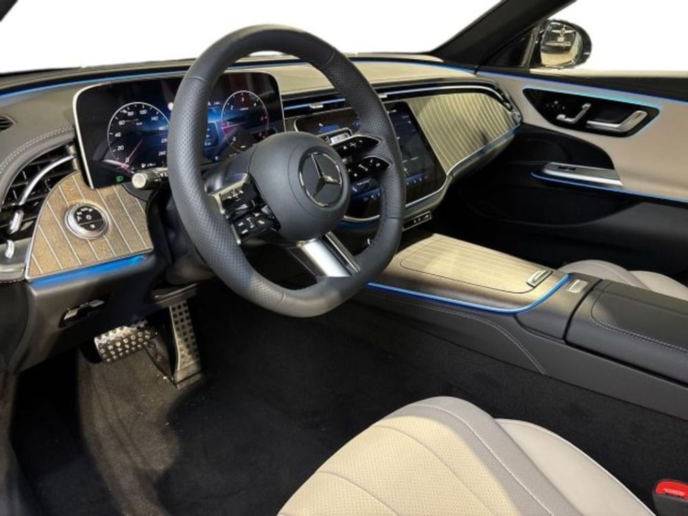 Mercedes-Benz Classe E Station Wagon nuova a Bologna (11)