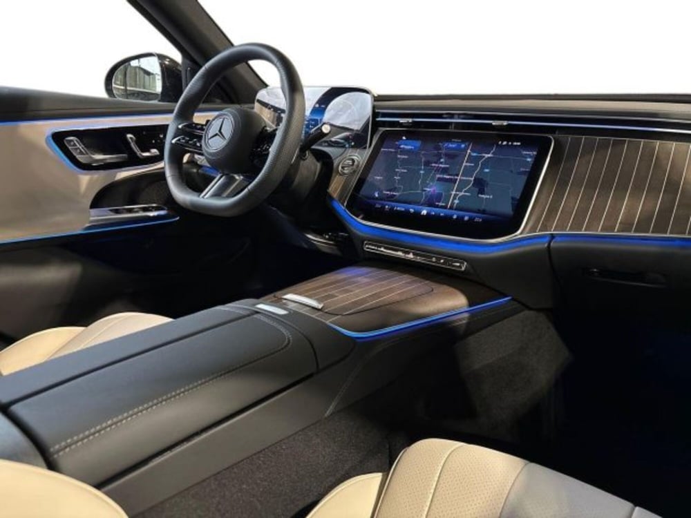 Mercedes-Benz Classe E Station Wagon nuova a Bologna (15)