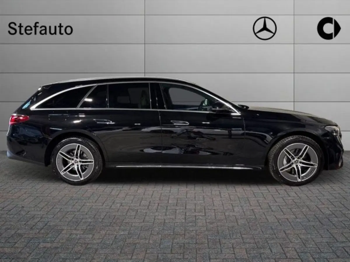 Mercedes-Benz Classe E Station Wagon nuova a Bologna (2)