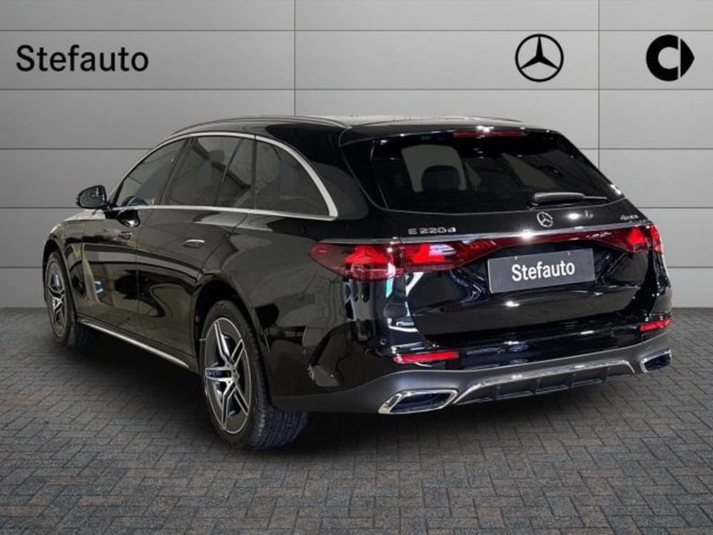 Mercedes-Benz Classe E Station Wagon nuova a Bologna (5)