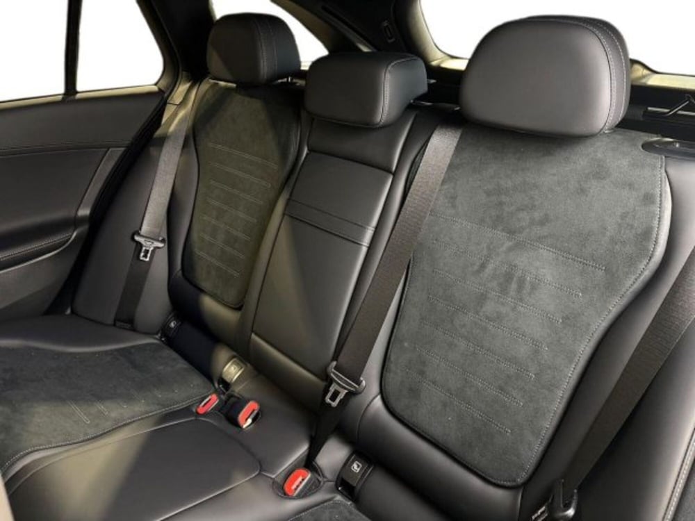 Mercedes-Benz Classe C Station Wagon nuova a Bologna (9)