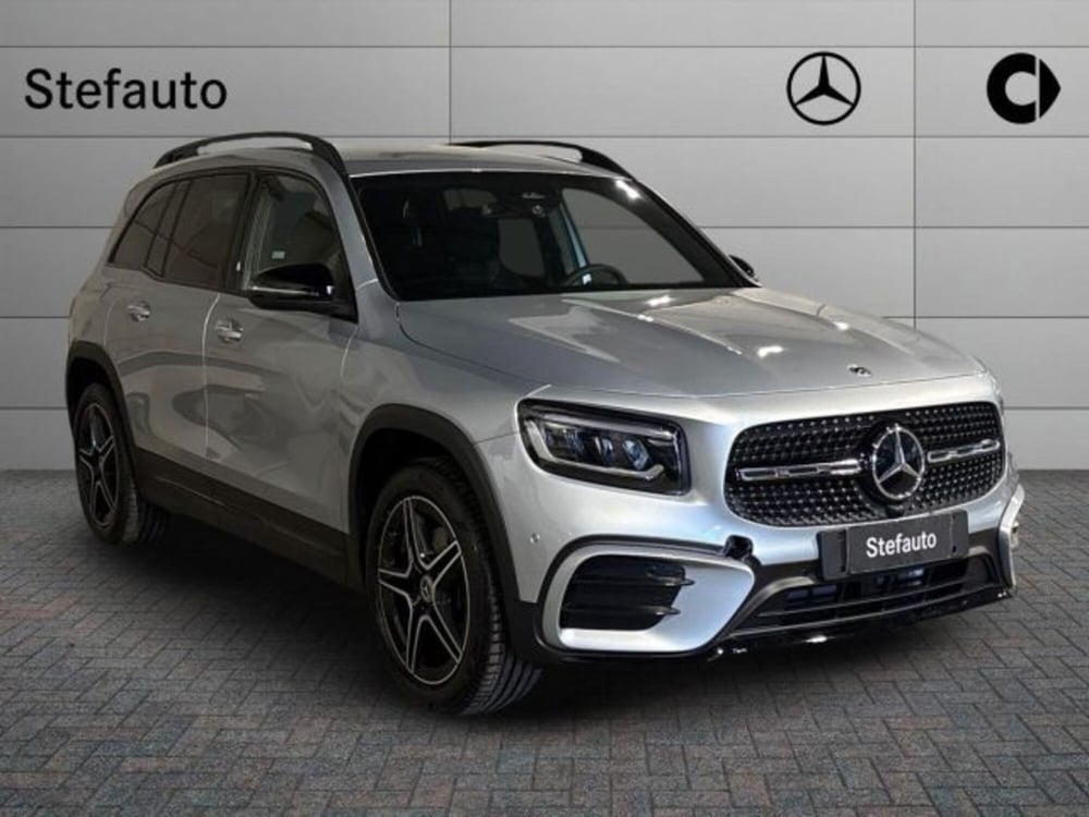 Mercedes-Benz GLB nuova a Bologna
