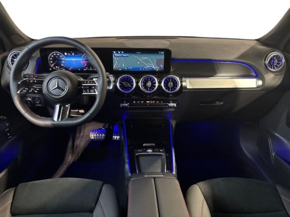 Mercedes-Benz GLB nuova a Bologna (13)