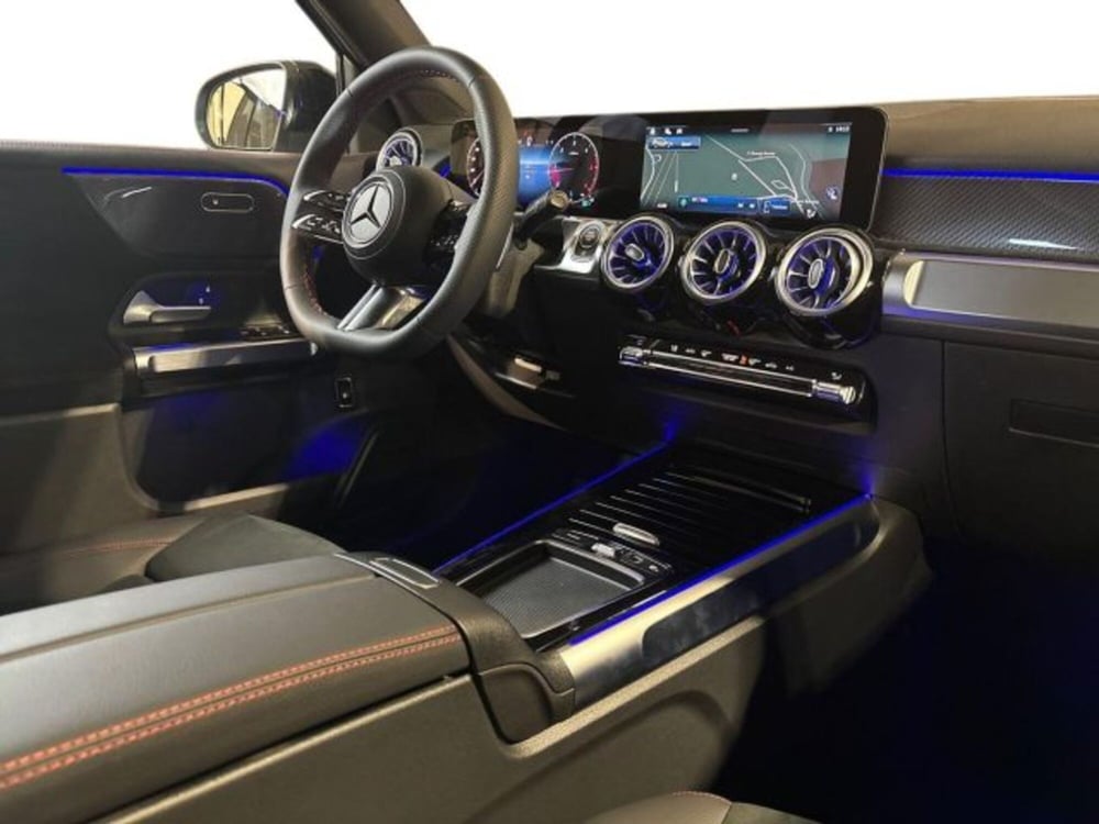 Mercedes-Benz GLB nuova a Bologna (15)