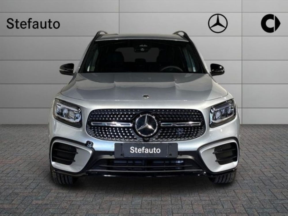 Mercedes-Benz GLB nuova a Bologna (4)