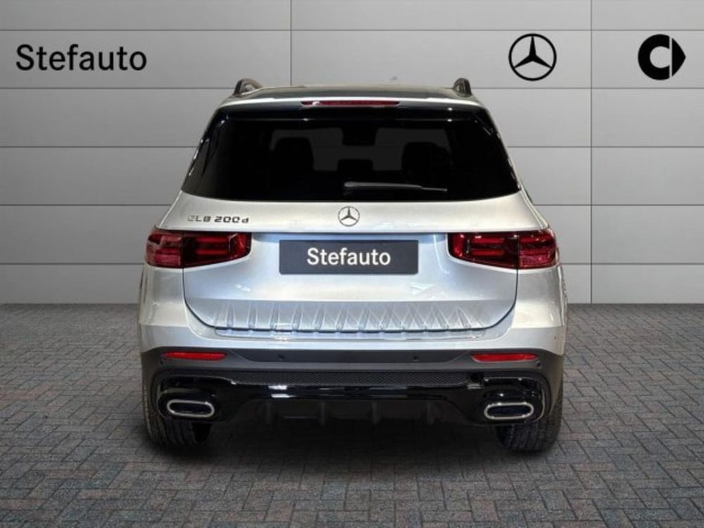 Mercedes-Benz GLB nuova a Bologna (6)