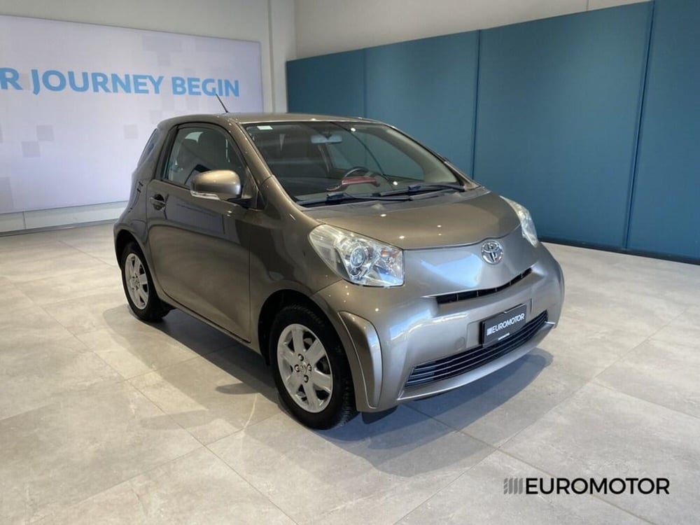 Toyota iQ usata a Bari (3)