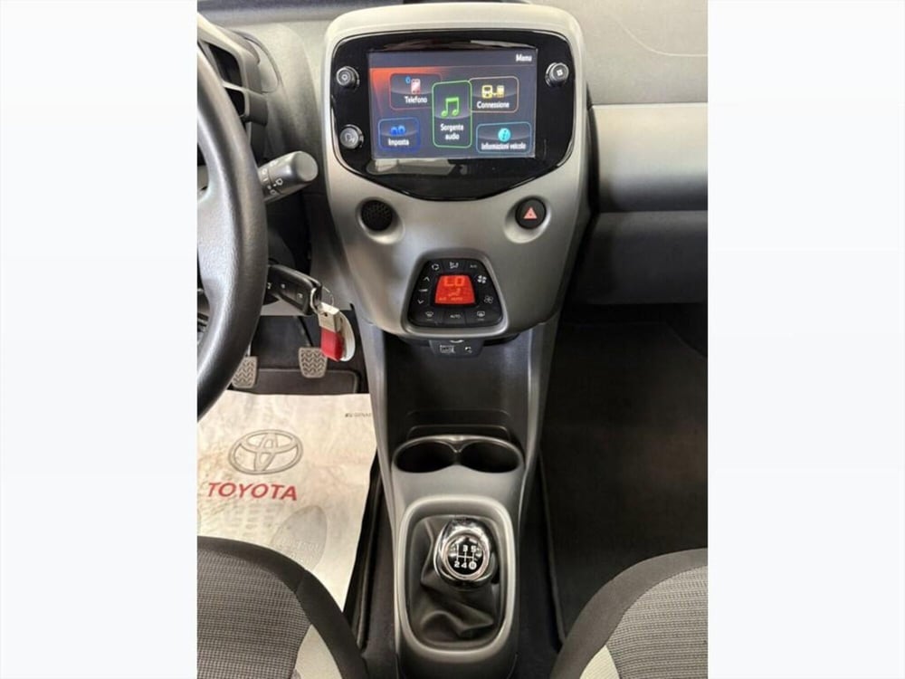 Toyota Aygo usata a Monza e Brianza (13)