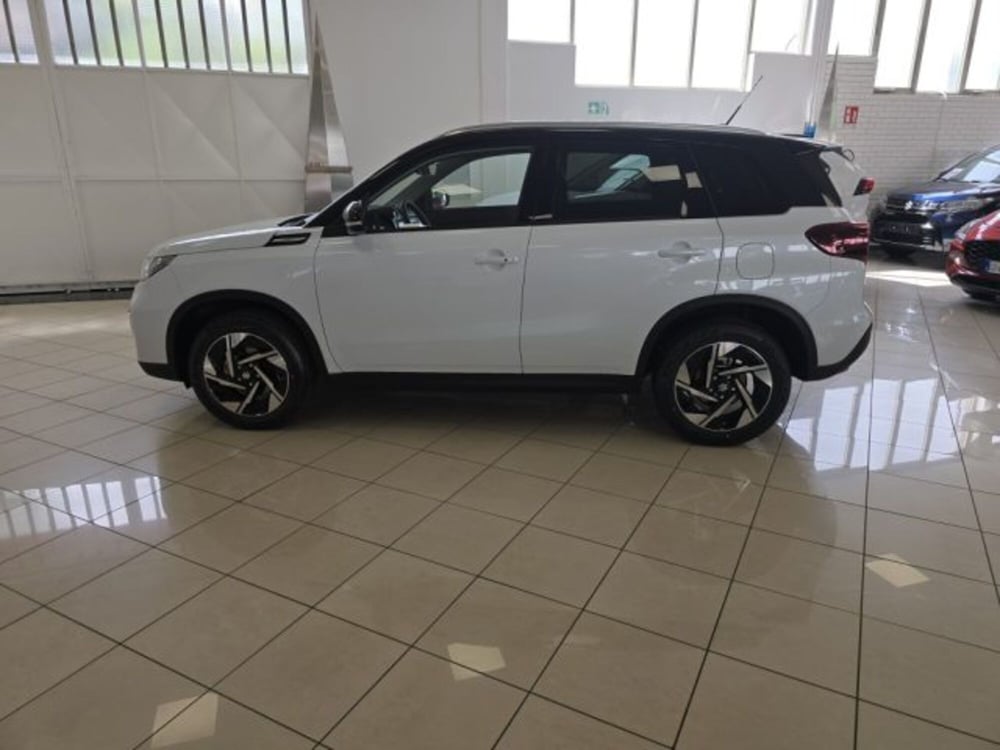Suzuki Vitara nuova a Reggio Emilia (3)
