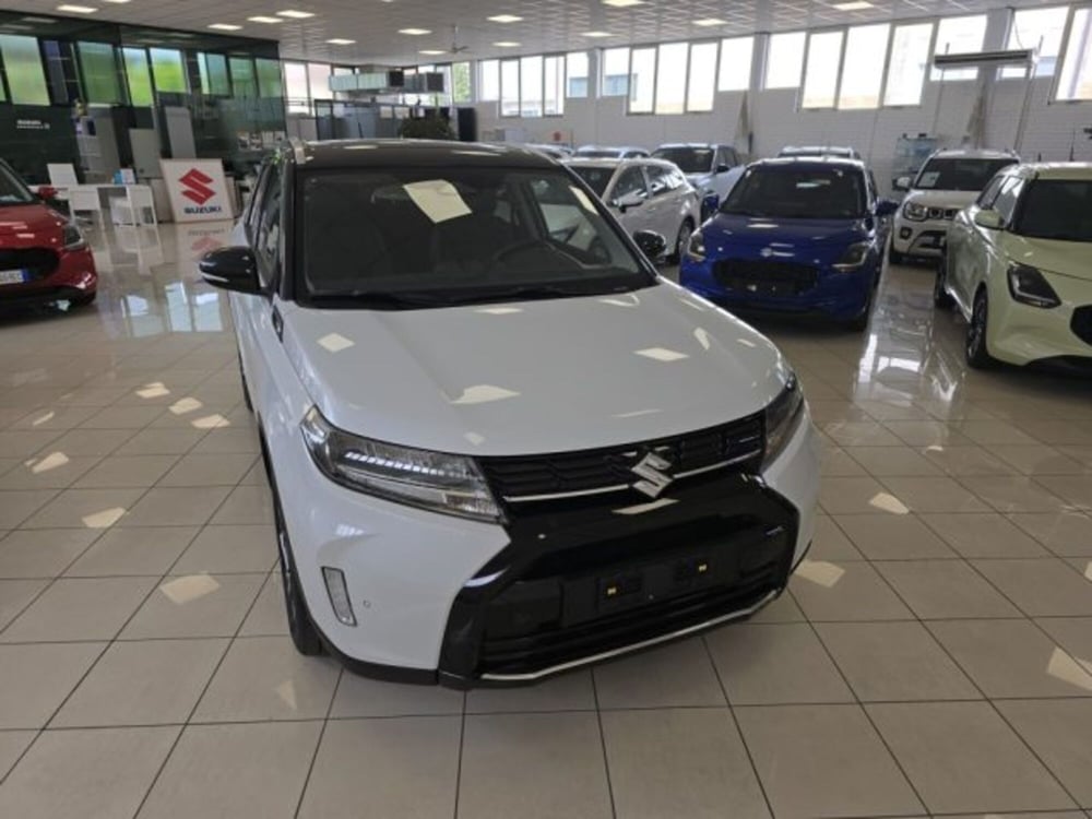 Suzuki Vitara nuova a Reggio Emilia (8)
