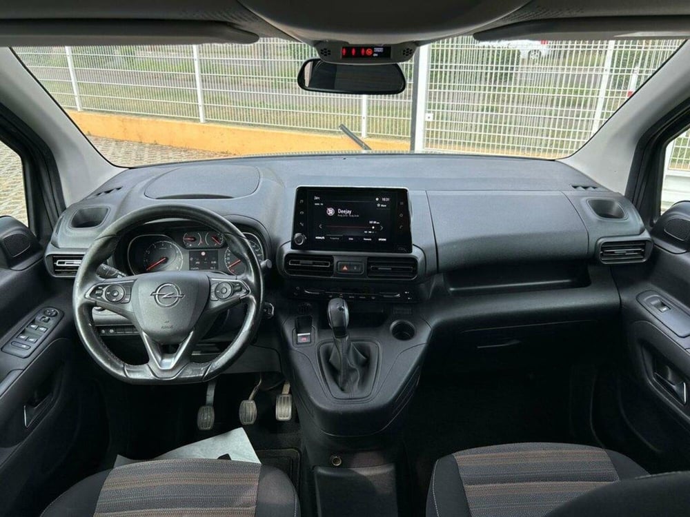 Opel Combo Life usata a Piacenza (12)