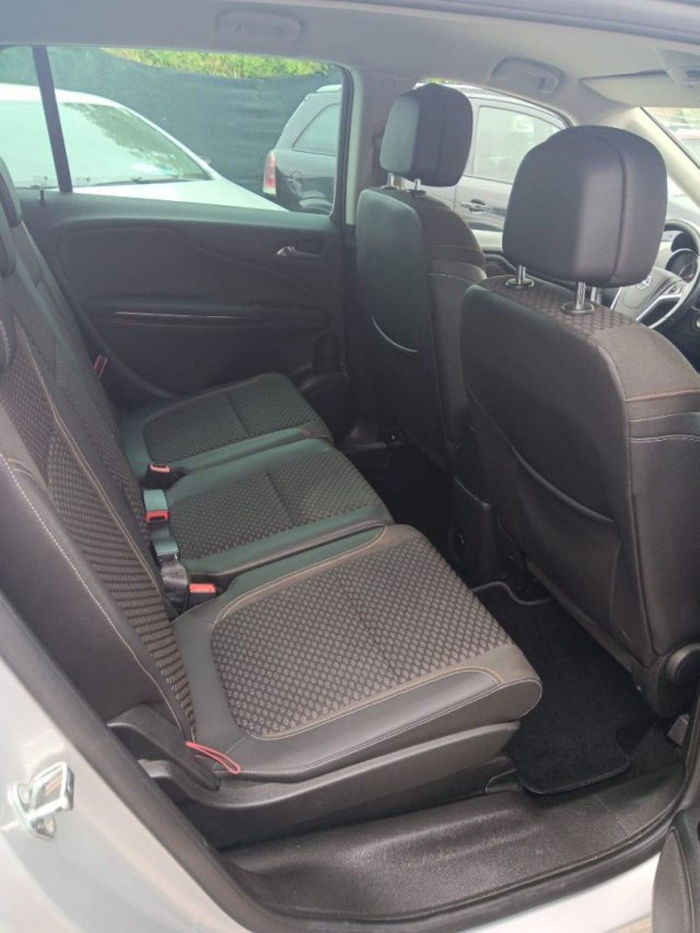 Opel Zafira Tourer usata a Macerata (5)