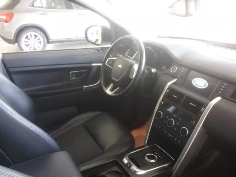 Land Rover Discovery Sport usata a Macerata (10)