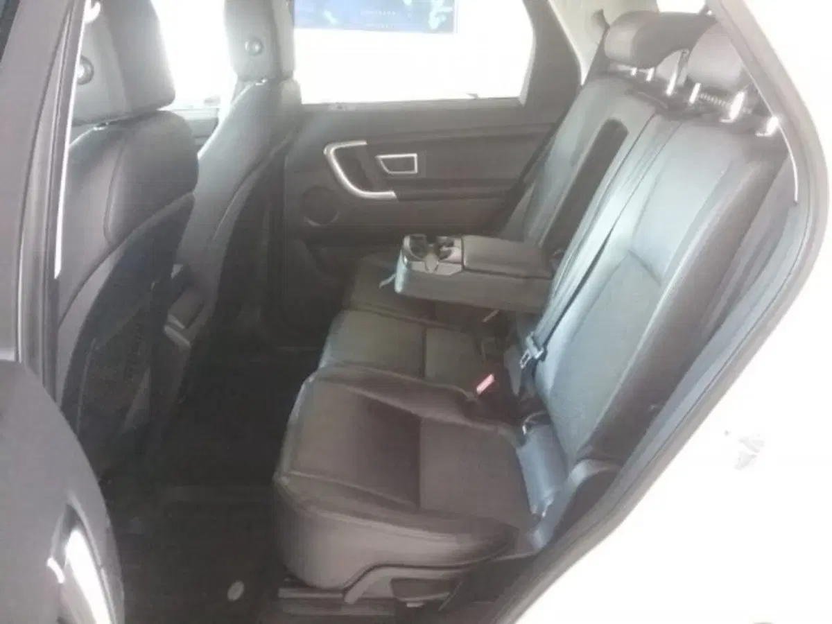 Land Rover Discovery Sport usata a Macerata (12)