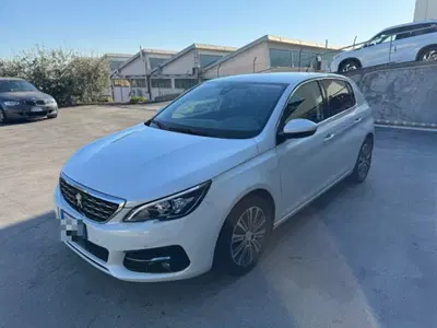 Peugeot 308 BlueHDi 130 S&amp;S Allure del 2021 usata a Recanati