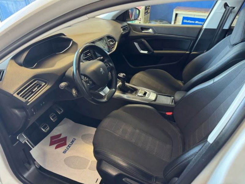 Peugeot 308 usata a Macerata (9)