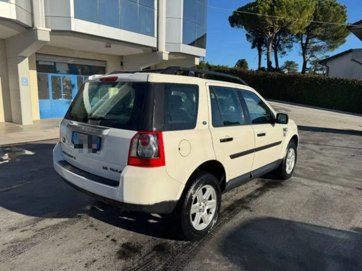Land Rover Freelander usata a Macerata (2)