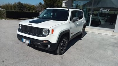 Jeep Renegade 2.0 Mjt 170CV 4WD Active Drive Low Trailhawk del 2015 usata a Recanati