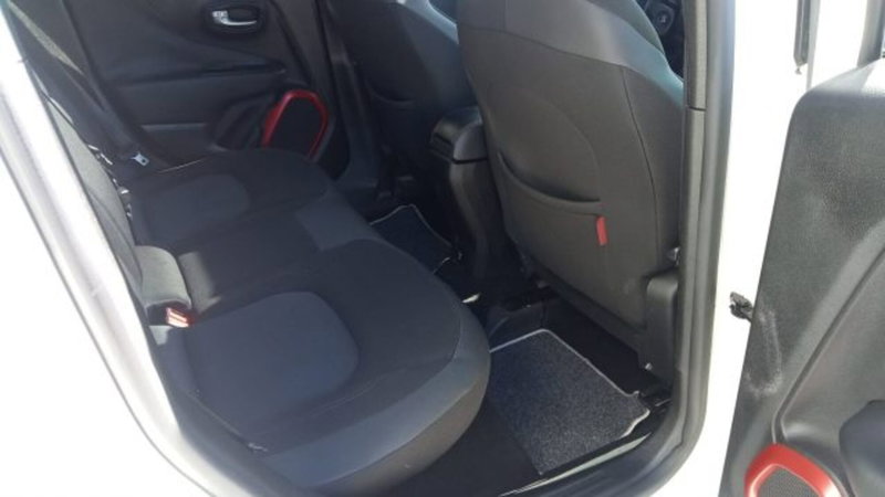 Jeep Renegade usata a Macerata (14)