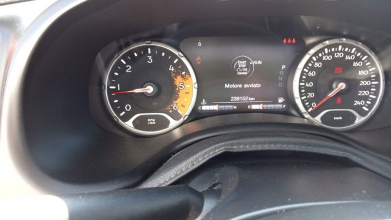 Jeep Renegade usata a Macerata (9)