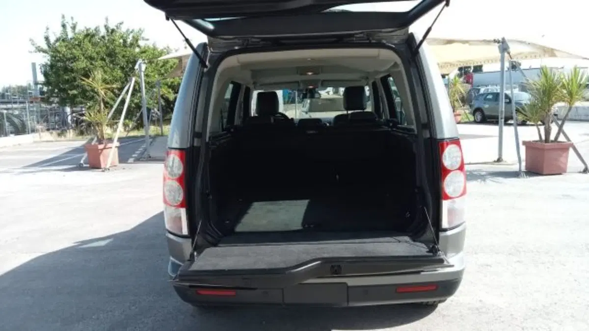 Land Rover Discovery usata a Macerata (6)